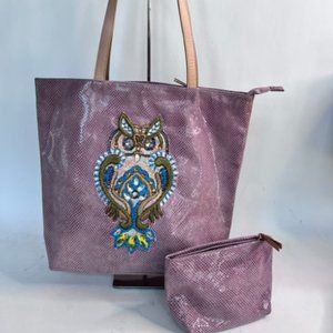 Sharif tote